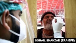 Ковд тест во Пакистан