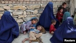 د کونړ زیانمنې ښځې او ماشومان