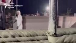 Откако ги загубија домот и таткото во руските напади, украинското семејство се смести во 3Д-печатена куќа