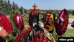 Piața serviciilor funerare din Rusia a crescut cu 12,7% în primele patru luni ale anului 2025 comparativ cu aceeași perioadă a anului trecut, potrivit rapoartelor locale.