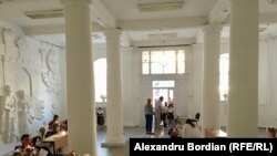 Început de an școlar la Liceul Teoretic Român-Francez „Gheorghe Asachi” din Chișinău