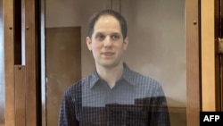 Američki novinar Evan Gerškovič na sudu u Mooskvi, 26. mart 2024.