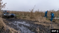 Hónapokon át dolgoztak a vízügyes szakemberek, természetvédők, civilek a Ráckevei–Soroksári Duna-ág szigetszentmiklósi szakaszán elkövetett természetkárosítás következményeinek felszámolásán, amely ezen a Duna-szakaszon az elmúlt ötven év legsúlyosabb környezetszennyezése volt