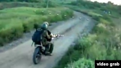 «Мотоцикл – это штука быстрая. Там уже каждая секунда была на счету. Все выжимаешь из этого дрона, чтобы долететь туда быстрее»