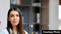 Стефани Спировска Претседателка на Младински образовен форум
