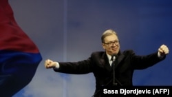 Predsednik Srbije i član Srpske napredne stranke (SNS) Aleksandar Vučić tokom provladinog mitinga u gradu Jagodini u centralnoj Srbiji, 24. januara 2025. godine.