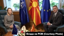 Šefica EU diplomatije Kaja Kallas sa premijerom Sjeverne Makedonije Hristijanom Mickoski u Skoplju, 23. maj 2025. 