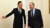 Szijjártó Péter külgazdasági és külügyminiszter fogadja az egynapos munkalátogatásra érkező Szergej Lavrov orosz külügyminisztert Budapesten, 2021. augusztus 24-én