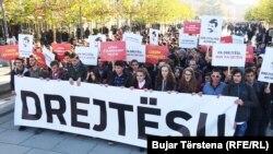 Marshi protestues "Drejtësi për Astritin"