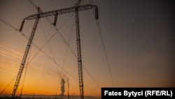 Përçues të energjisë elektrike në Kosovë - fotografi ilustruese