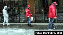 Dezinfekcija sarajevskih ulica, mart 2020. 