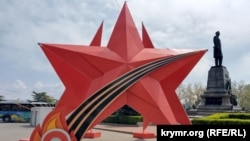 Инсталляция в Севастополе к российскому «Дню Победы», 8 мая 2025 года