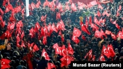 Protest pristalica uhapšenog gradonačelnika Istanbula Ekrema Imamoglua, 19. mart 2025.