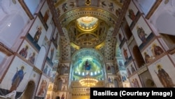 Cântecul invocat a fost interpretat cu ocazia unei slujbe de Ziua Clerului Militar, joi, 30 octombrie, la Catedrala Națională.