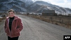 Oksana, o femei kârgâză, a fost răpită ca adolescentă de prietenii beți ai pretendentului. În anii 2000, cam 80% din căsniciile din țara central-asiatică începea în acest mod.