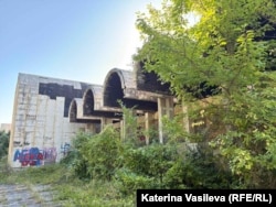 Сградата отвън