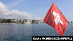 Comunicatul spune că „Elveția susține astfel sancțiunile impuse de UE din cauza intensificării acțiunilor de destabilizare din R. Moldova odată cu agresiunea Rusiei împotriva Ucrainei”.