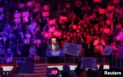 La o zi înainte de (re)învestire, Trump a participat la un miting în Washington.