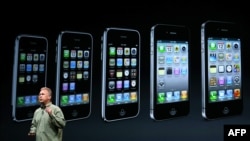 Під час презентації iPhone 5 у Сан-Франциско, 12 вересня 2012 року