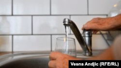 Fotografi ilustruese.