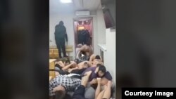 Мәскеу моншасындағы рейд кезінде түсірілген видеодан скриншот.