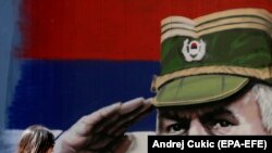 Grafit sa likom Ratka Mladića u Beogradu, juni 2021.