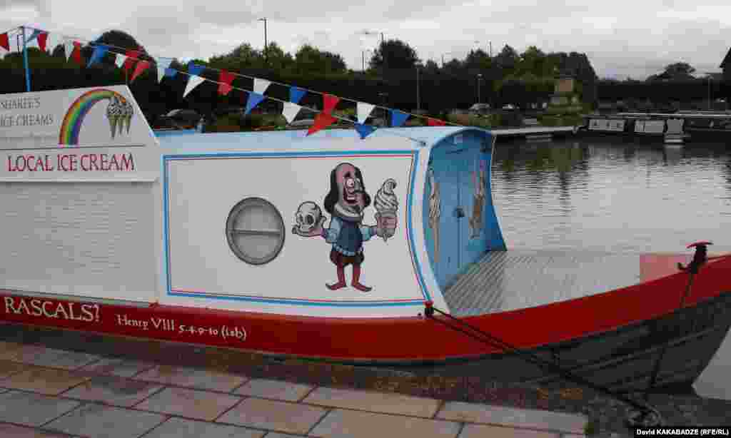 ...სასეირნო კატერებზე...