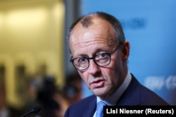 Creștin-democrații conduși de Friedrich Merz sunt acum în opoziție, dar sunt pe primul loc după intenția de vot în alegerile anticipate din februarie.