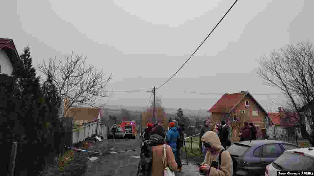 Novinarske ekipe na mjestu događaja, Veliki Borak, Srbija, 20. januar 2025.