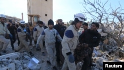 Civilna zaštita Sirije iznosi tela nastradalih ispod ruševina