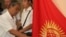 Избиратели голосуют на референдуме по новой Конституции. Бишкек, 27 июня 2010 года.