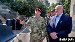 Александр Лукашенко посетил воинскую часть внутренних войск МВД Белоруссии, 28 июля 2020 года