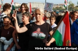 Magyar Péter támogatója az 56-os megemlékezésen Budapesten 2024. október 23-án