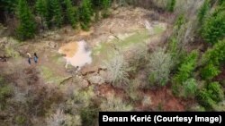 Popucala zemlja zbog radova na Trebeviću u blizini sarajevskog naselja Širokača. 