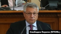 Велизар Шаламанов