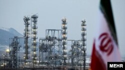 نمایی از تأسیسات هسته‌ای اراک