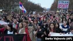 Протести во Србија (илустрација)