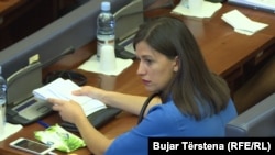 Aljbuljena Hadžiu: Ovakav dijalog ide na štetu Republike Kosovo