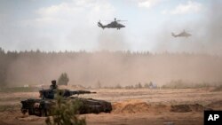 Exerciții militare la poligonul lituanian din Pabrade, la nord de capitala Vilnius (imagine de arhivă)
