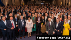 Primarii se revoltă că Guvernul va proroga încă o dată intrarea în vigoare a legii care le dă dreptul la pensii speciale. Imagine de la întâlnirea Asociației Comunelor din România cu președintele Iohannis, 2020. Printre participanți: E. Drăghici, președintele ACoR și M. Gâju.