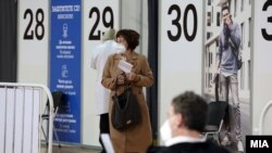 Вакцинација против ковид-19 во Спортски центар „Борис Трајковски“ во Скопје - 5 април 2021