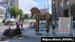 Blokada raskrsnice kod Vlade Srbije.