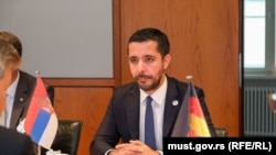 Tomislav Momirović je od 2020. do 2022. bio na čelu Ministarstva građevinarstva, saobraćaja i infrastrukture