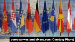 Zastave na samitu Balknskog procesa. 
