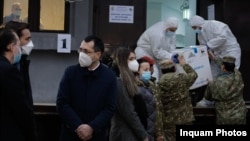 Momentul în care autoritățile române au primit primele doze de vaccin anti-Covid. Decembrie 2021.