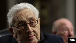 ყოფილი სახელმწიფო მდივანი ჰენრი კისინჯერი სენატის კომიტეტში 