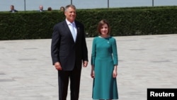 Iohannis cu președinta Maia Sandu la Bulboaca, pe 1 iunie 2023.