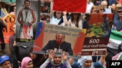 Jedan od mnogih protesta protiv ruske oružane intervencije u Siriji, Sidnej, decembra 2015.
