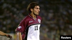Футболист Кавелашвили в составе сборной Грузии, 2001 год