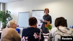 Čas letonskog jezika u Rigi u maju 2023. za one koji govore ruski.